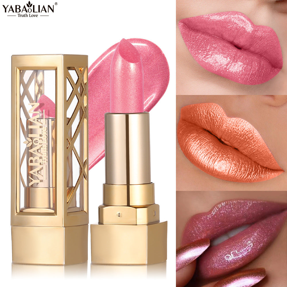 Velvet pearlescent lipstick