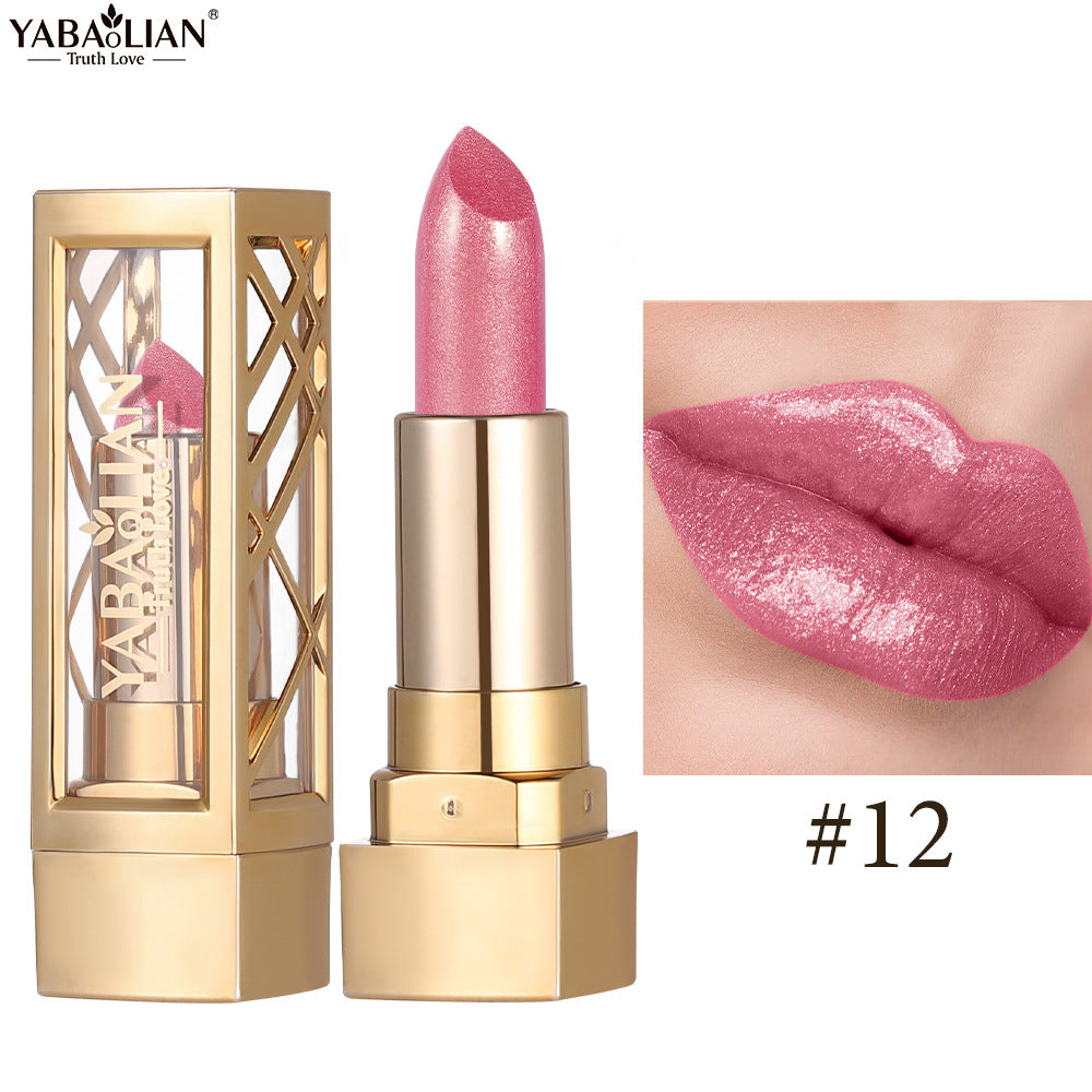 Velvet pearlescent lipstick