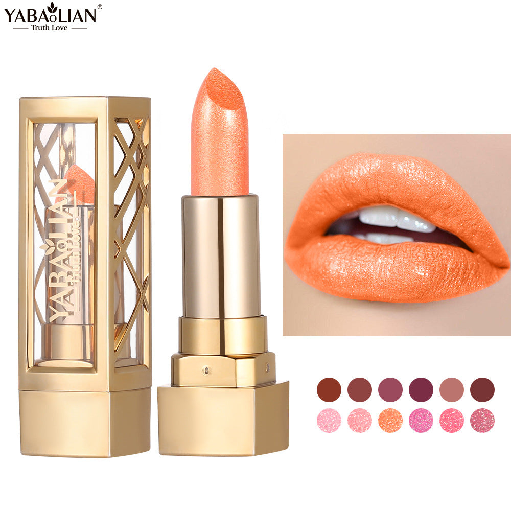 Velvet pearlescent lipstick
