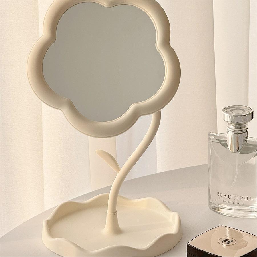 Desktop flower mirror